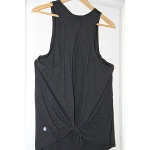 Lululemon All Tied Up Tank Sz6 RARE Heathered Gray